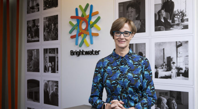 Brightwater chief resigns