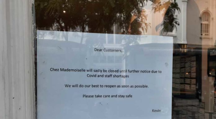 Omicron staffing crisis empties supermarkets and closes down businesses