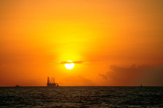Santos tackles COVID-19 outbreak on offshore gas platform