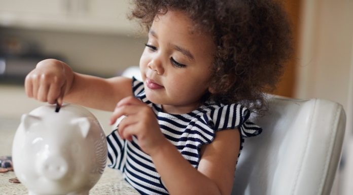 Four tips to pick the best savings account for your child