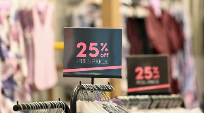 Shoppers prefer sustainable stores and will pay more for less waste